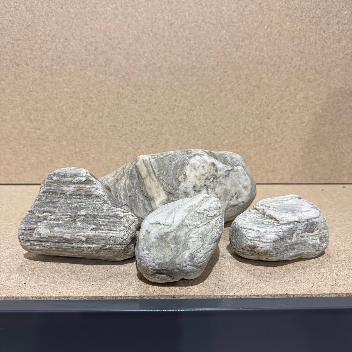 Natural Rock Alpine Green 8kg bag by AquaNatural