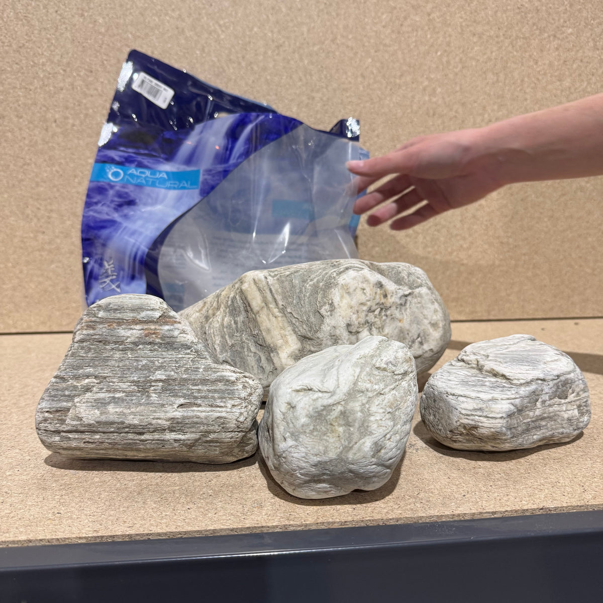 Natural Rock Alpine Green 8kg bag by AquaNatural